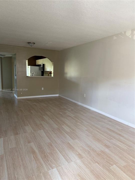 En Venta: $199,900 (2 camas, 2 baños, 822 Pies cuadrados)