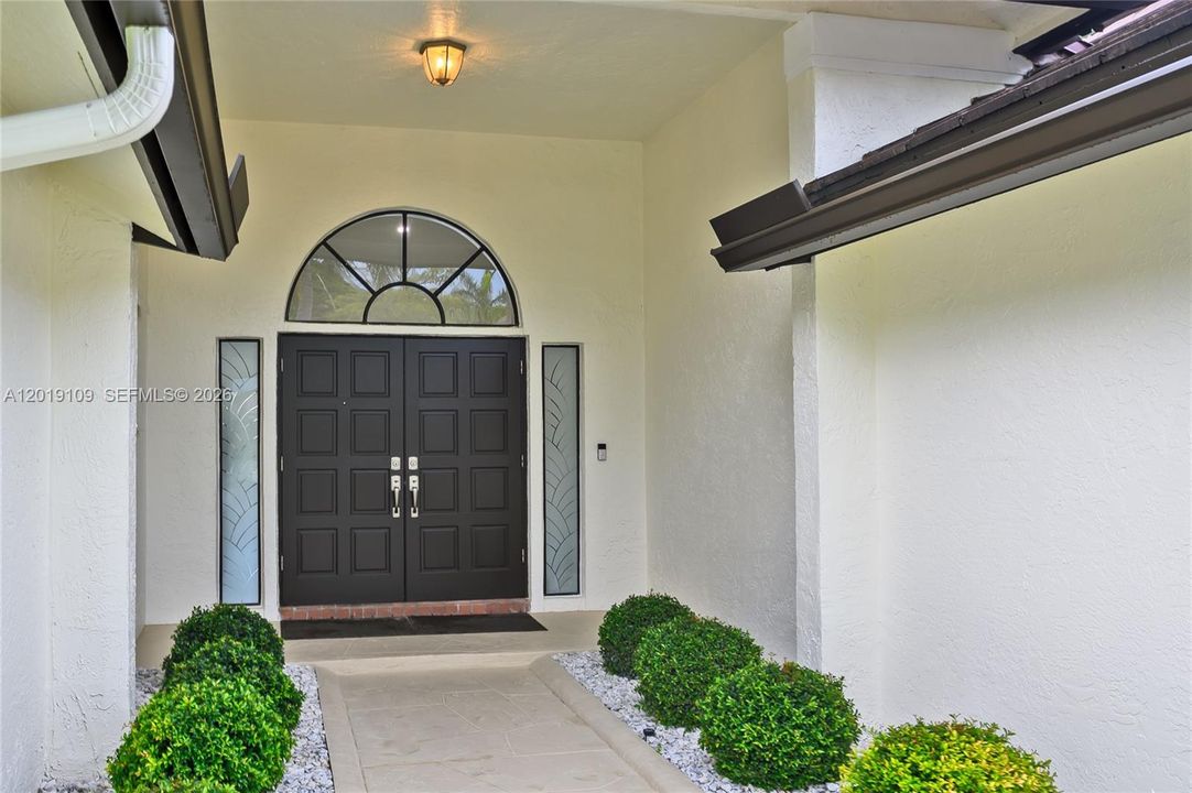 For Rent: $8,000 (4 beds, 2 baths, 2467 Square Feet)
