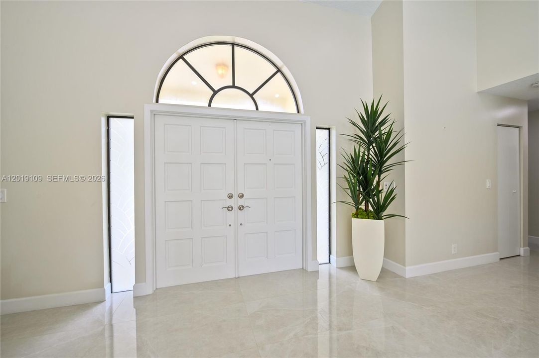 For Rent: $8,000 (4 beds, 2 baths, 2467 Square Feet)