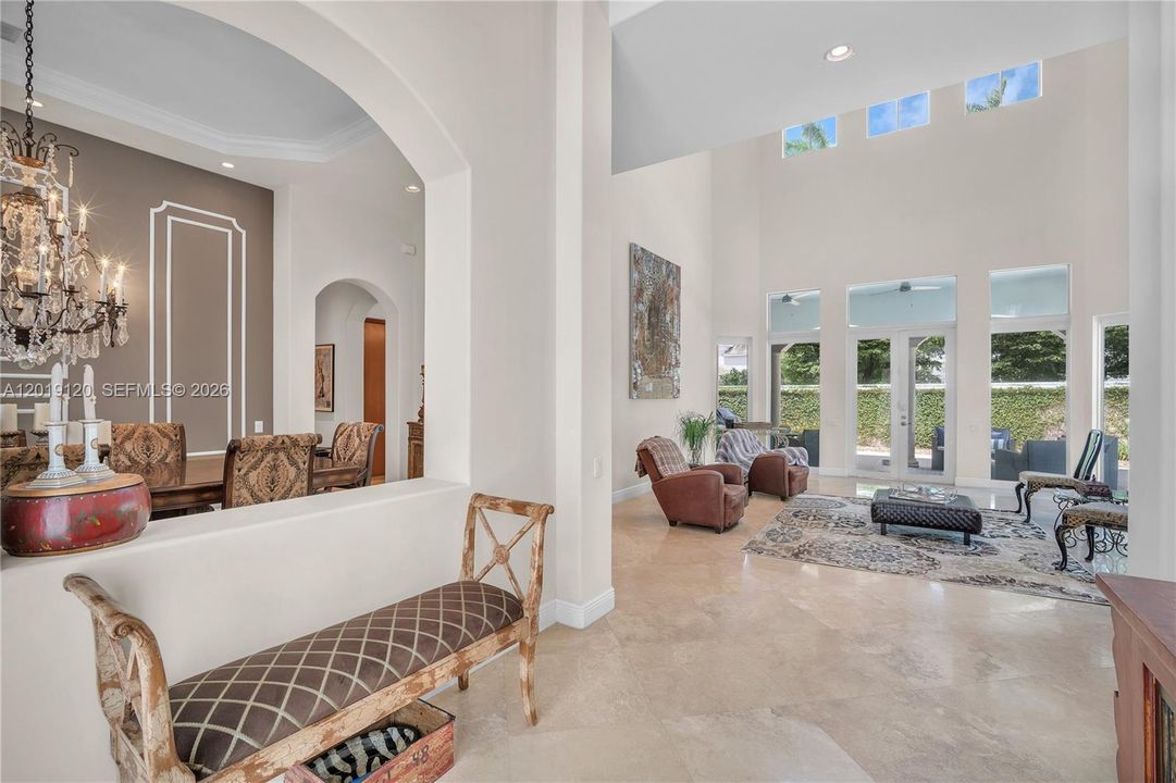 For Rent: $16,000 (6 beds, 5 baths, 5224 Square Feet)