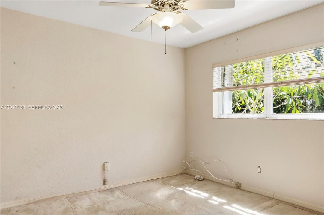 For Sale: $1,000,000 (4 beds, 2 baths, 2328 Square Feet)