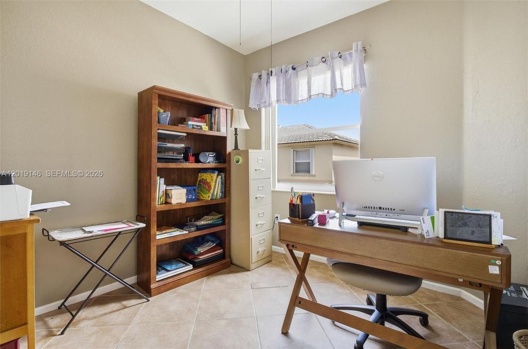 For Sale: $509,000 (3 beds, 2 baths, 1726 Square Feet)
