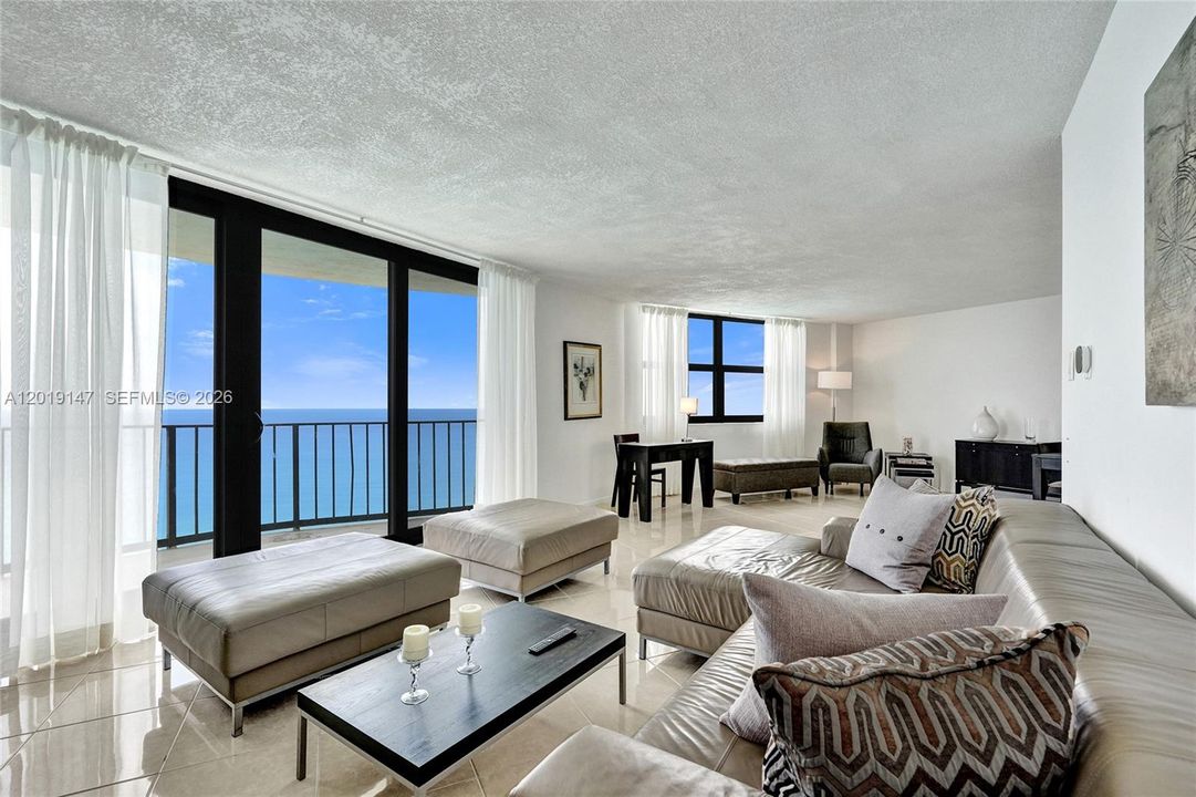 For Sale: $675,000 (2 beds, 2 baths, 1508 Square Feet)