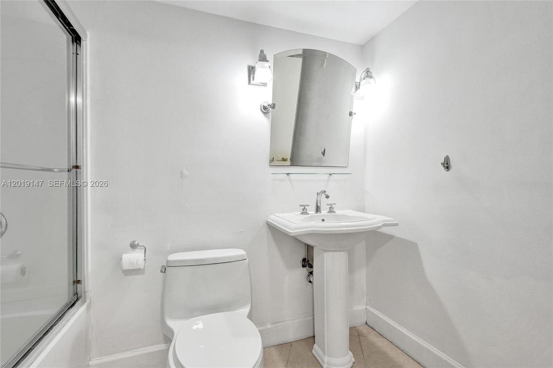 For Sale: $675,000 (2 beds, 2 baths, 1508 Square Feet)