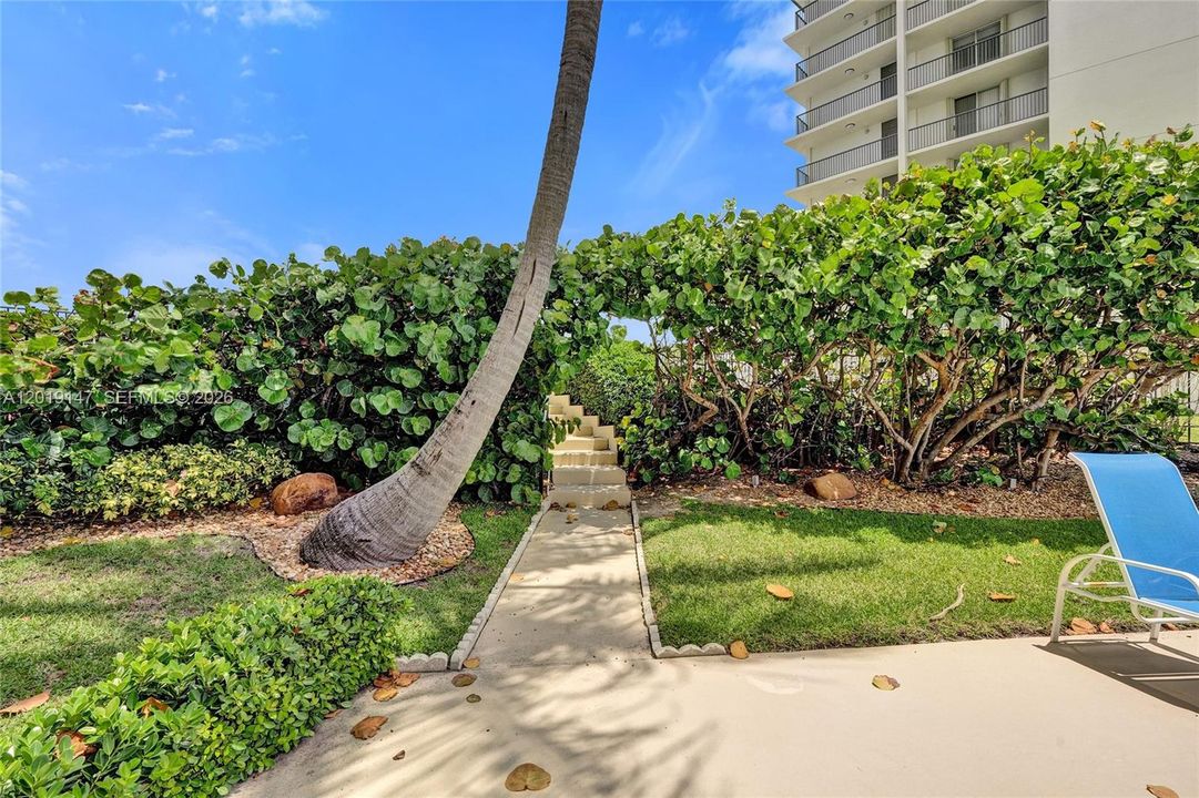 For Sale: $675,000 (2 beds, 2 baths, 1508 Square Feet)