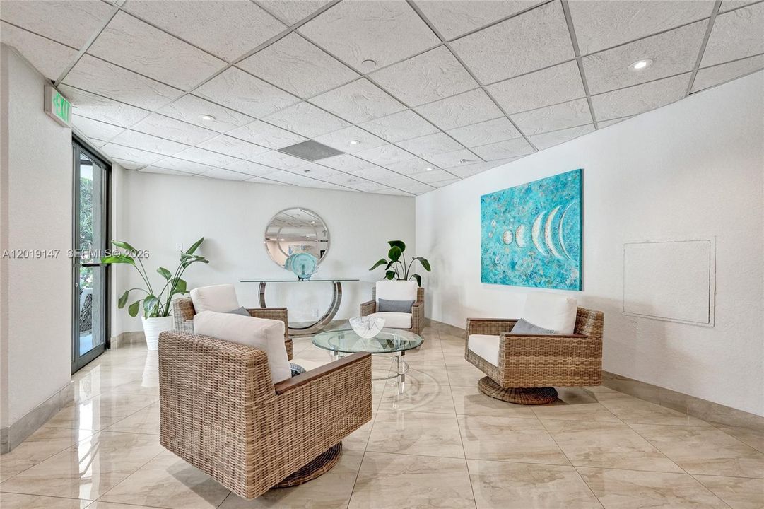 For Sale: $675,000 (2 beds, 2 baths, 1508 Square Feet)