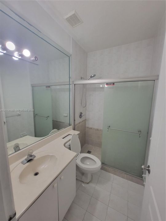 В аренду: $2,800 (3 спален, 2 ванн, 1171 Квадратных фут)