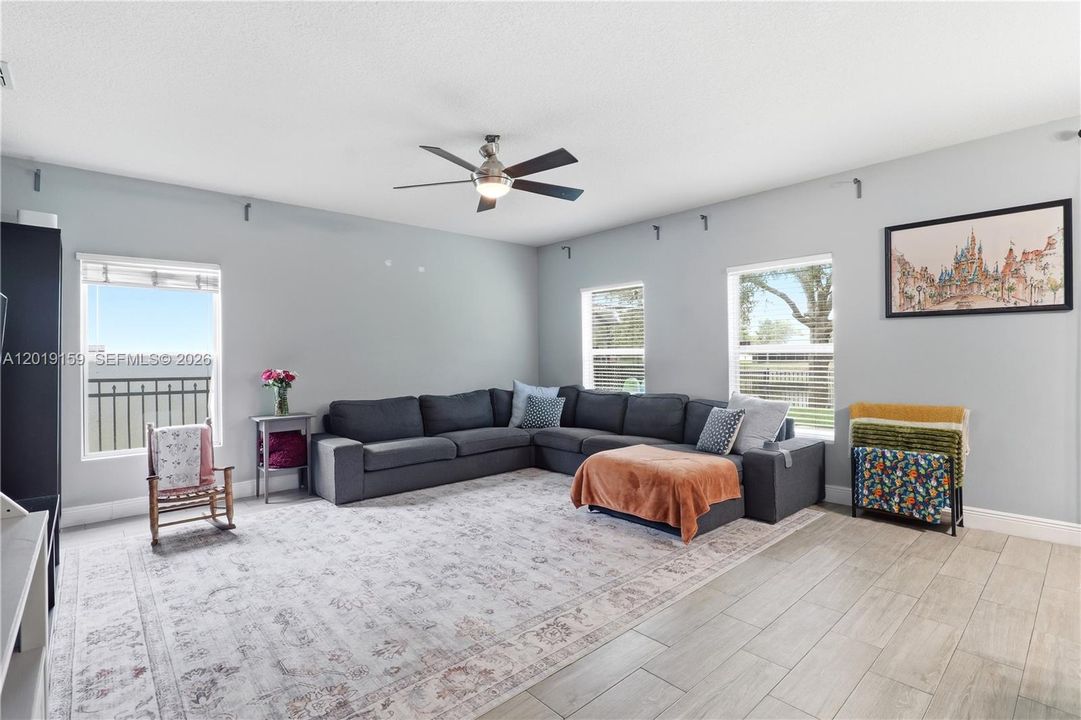 For Sale: $490,000 (4 beds, 3 baths, 2742 Square Feet)