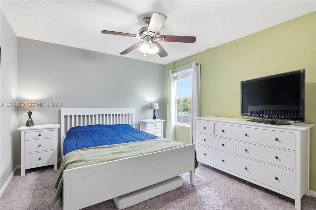 For Sale: $490,000 (4 beds, 3 baths, 2742 Square Feet)
