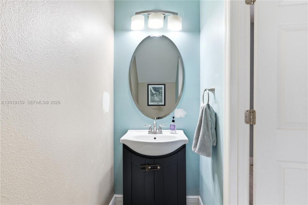 For Sale: $490,000 (4 beds, 3 baths, 2742 Square Feet)