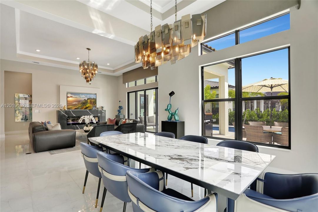 For Sale: $1,750,000 (3 beds, 2 baths, 2613 Square Feet)