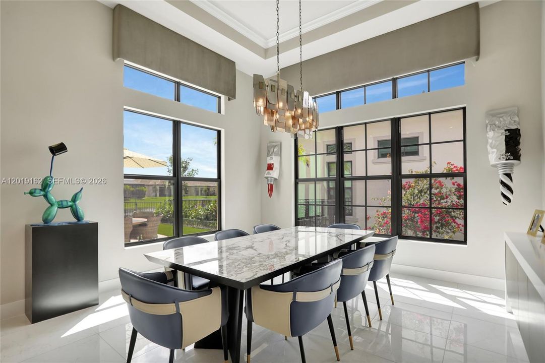For Sale: $1,750,000 (3 beds, 2 baths, 2613 Square Feet)