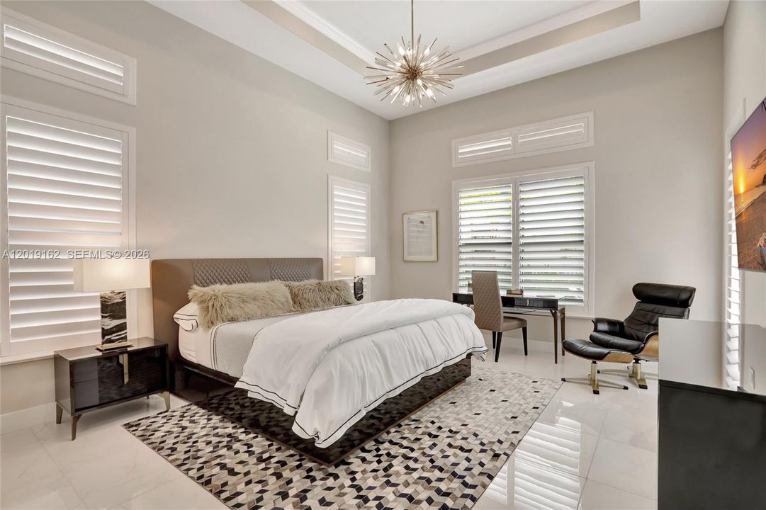 For Sale: $1,750,000 (3 beds, 2 baths, 2613 Square Feet)