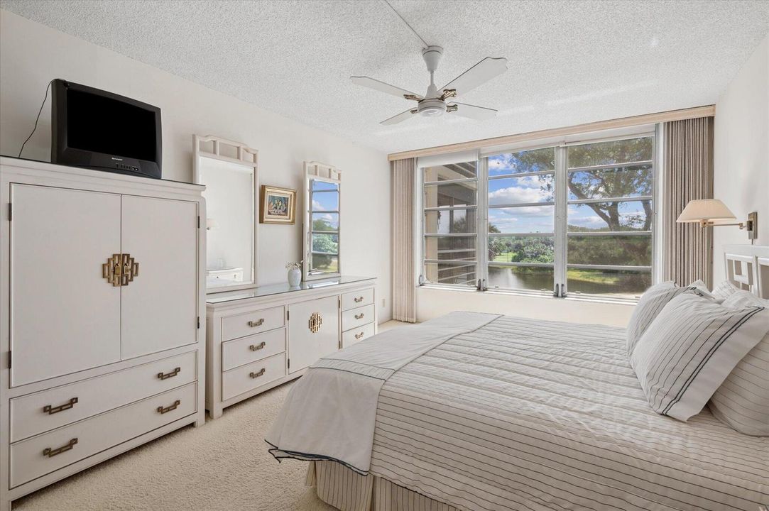 10-Cowan-806 Cypress Blvd #408-9