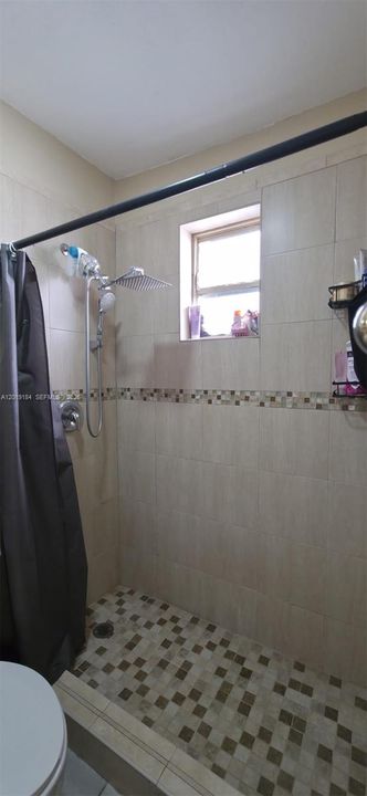 En Renta: $1,500 (1 camas, 1 baños, 1969 Pies cuadrados)