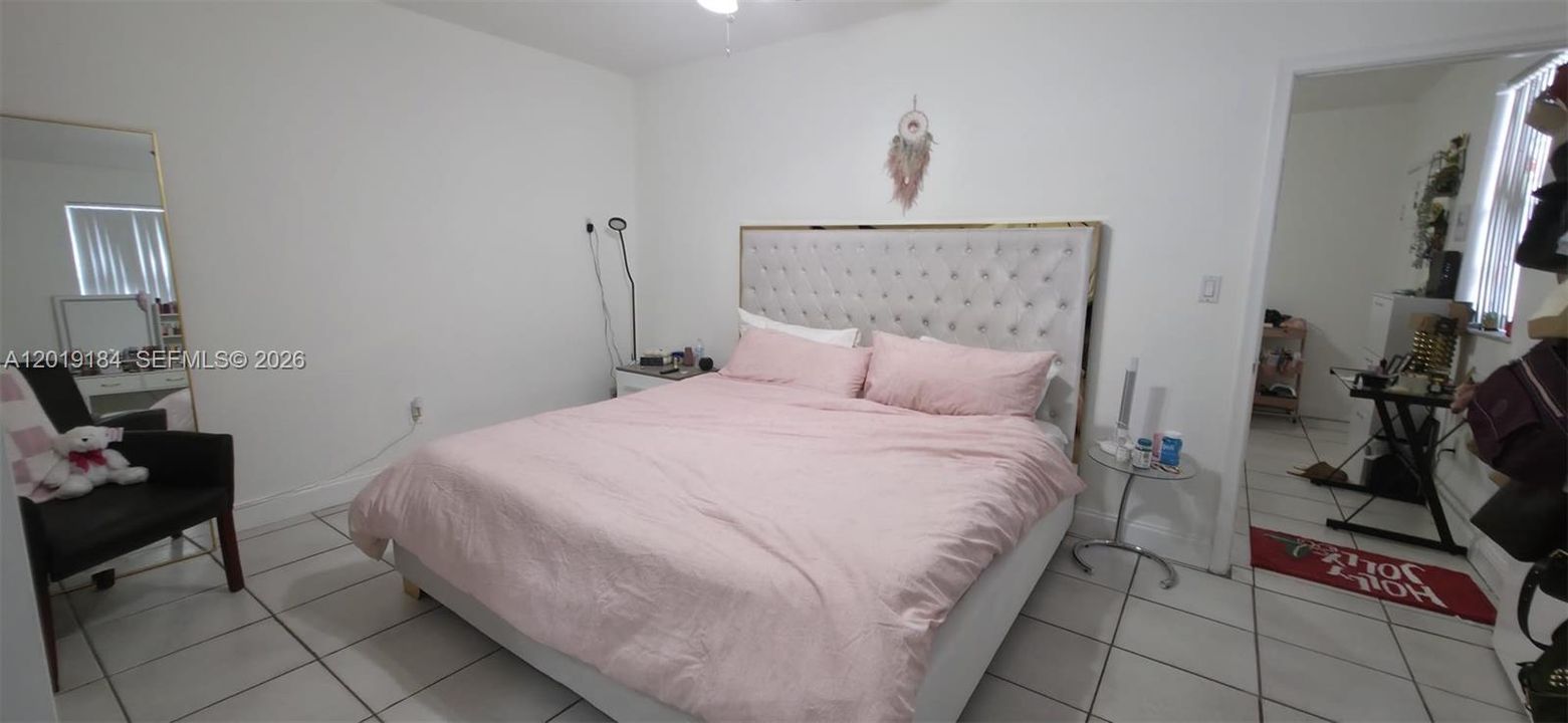 En Renta: $1,500 (1 camas, 1 baños, 1969 Pies cuadrados)