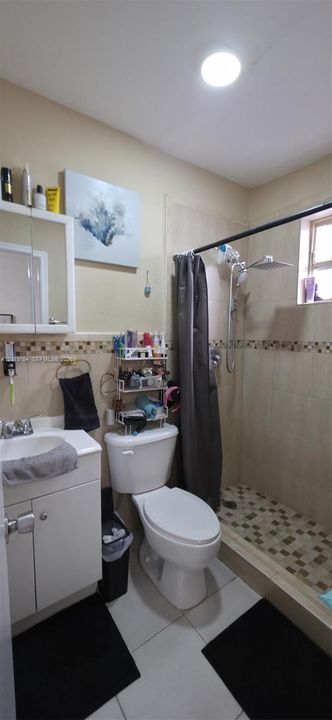 En Renta: $1,500 (1 camas, 1 baños, 1969 Pies cuadrados)