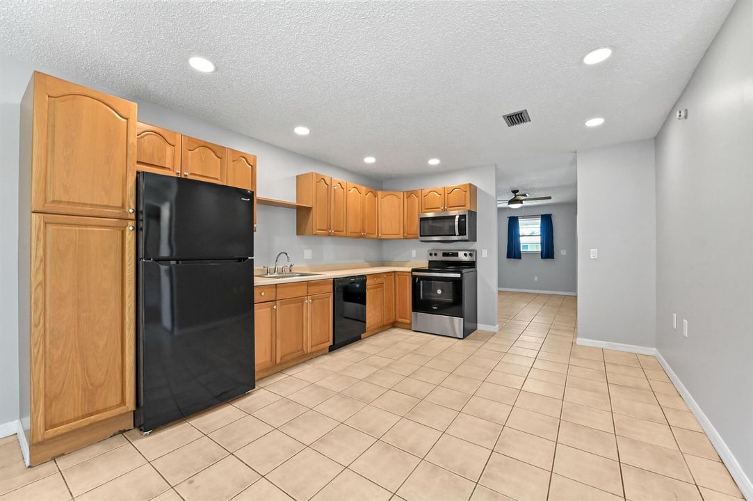 06 Kitchen 02