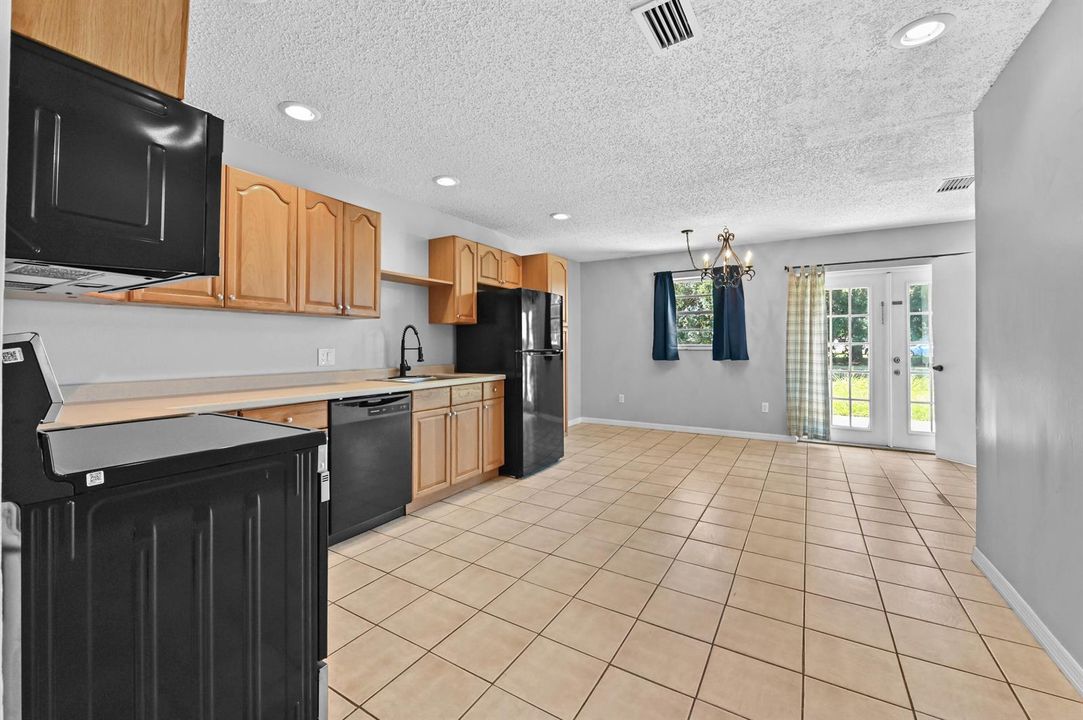 05 kitchen 01