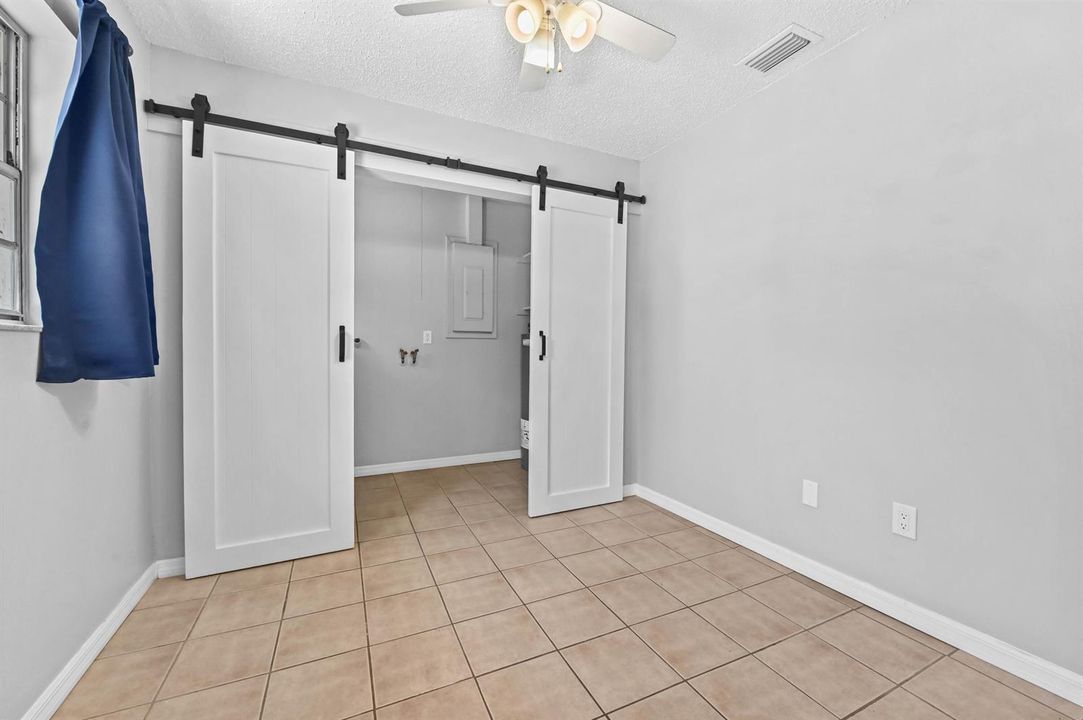 10 bedroom 01