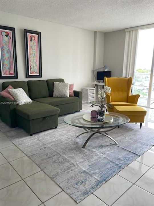 Bright Spacious