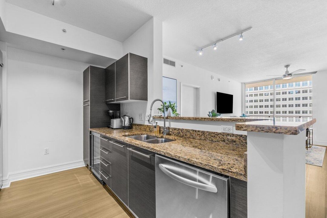 Kitchen, All Stainless Stel Appliances