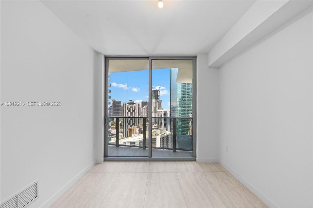 В аренду: $7,500 (2 спален, 2 ванн, 1286 Квадратных фут)