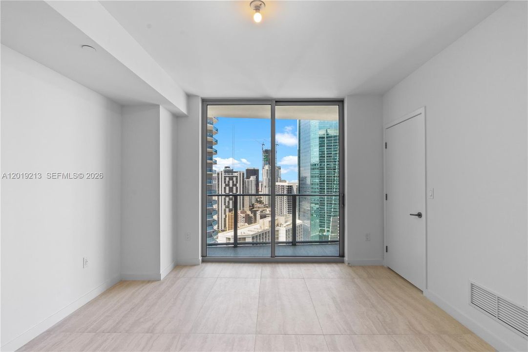 В аренду: $7,500 (2 спален, 2 ванн, 1286 Квадратных фут)