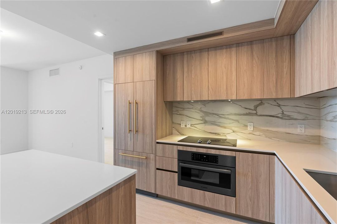 В аренду: $7,500 (2 спален, 2 ванн, 1286 Квадратных фут)