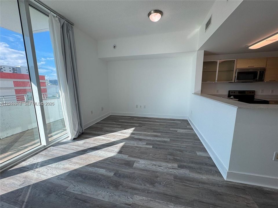 En Venta: $340,000 (1 camas, 1 baños, 679 Pies cuadrados)