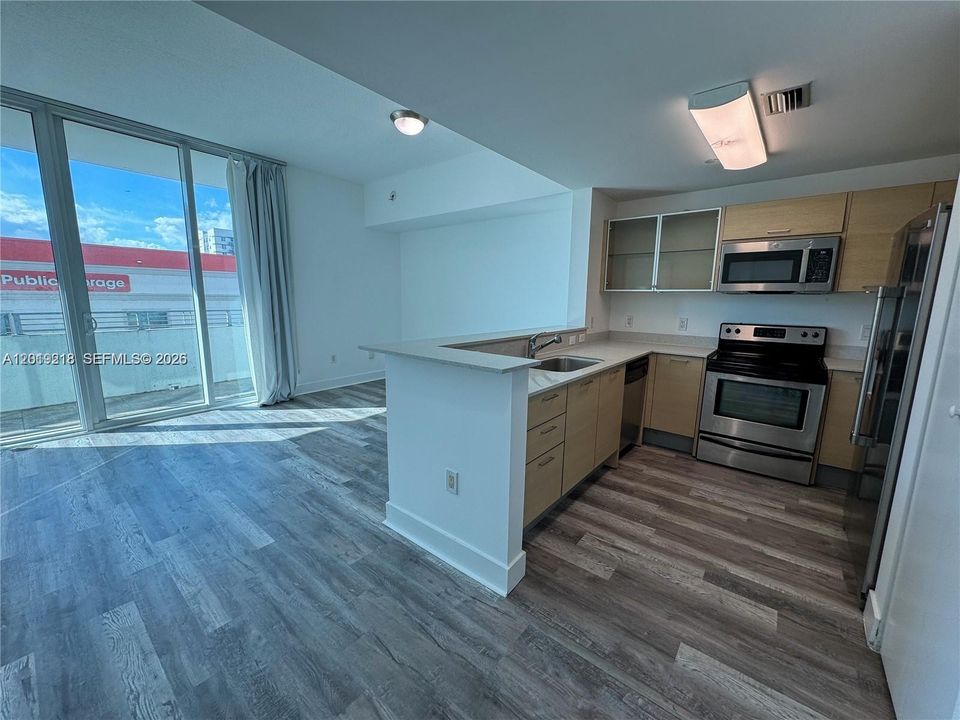 En Venta: $340,000 (1 camas, 1 baños, 679 Pies cuadrados)