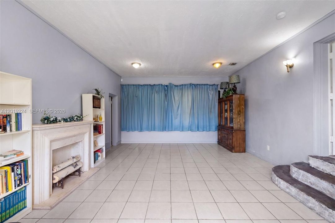 For Sale: $685,000 (3 beds, 2 baths, 2066 Square Feet)