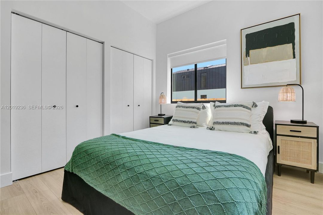 For Rent: $10,500 (4 beds, 3 baths, 2050 Square Feet)
