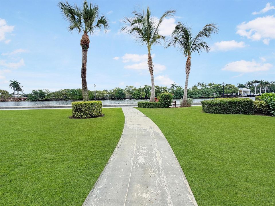 Building Walkway to Intracoastal