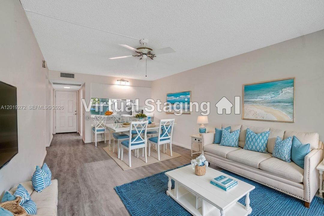 For Sale: $139,999 (2 beds, 2 baths, 962 Square Feet)