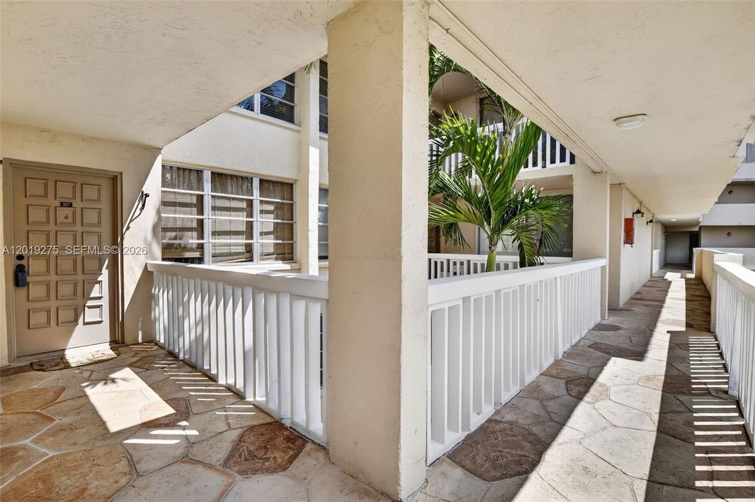 Activo con contrato: $119,500 (2 camas, 2 baños, 1148 Pies cuadrados)