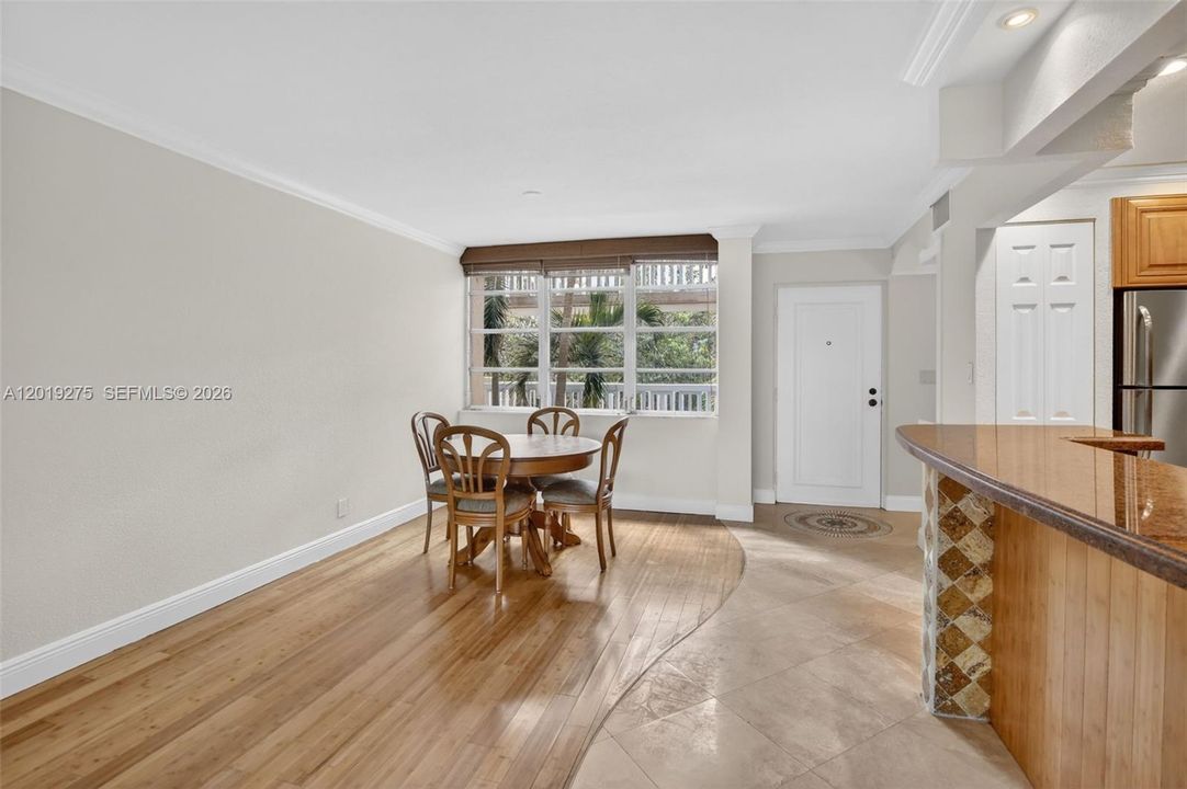 Activo con contrato: $119,500 (2 camas, 2 baños, 1148 Pies cuadrados)