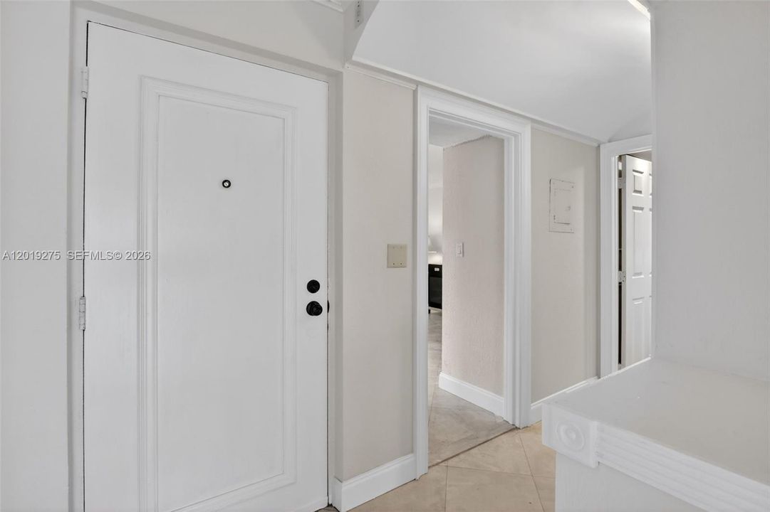 Activo con contrato: $119,500 (2 camas, 2 baños, 1148 Pies cuadrados)