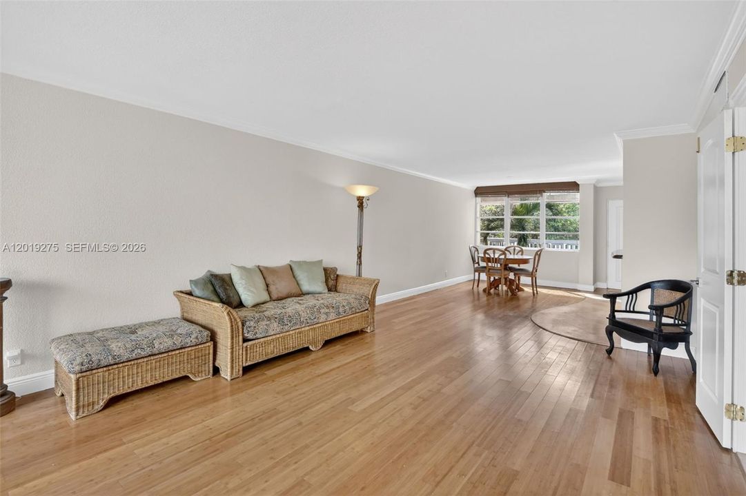 Activo con contrato: $119,500 (2 camas, 2 baños, 1148 Pies cuadrados)