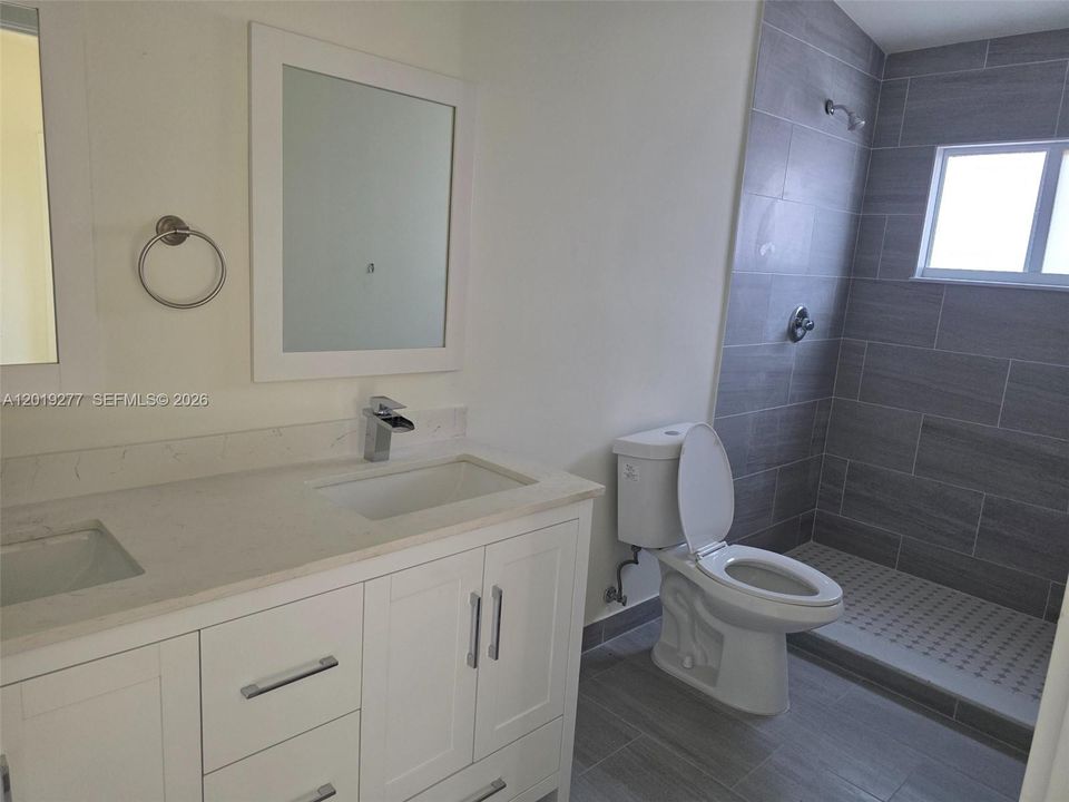 En Venta: $269,000 (3 camas, 2 baños, 0 Pies cuadrados)