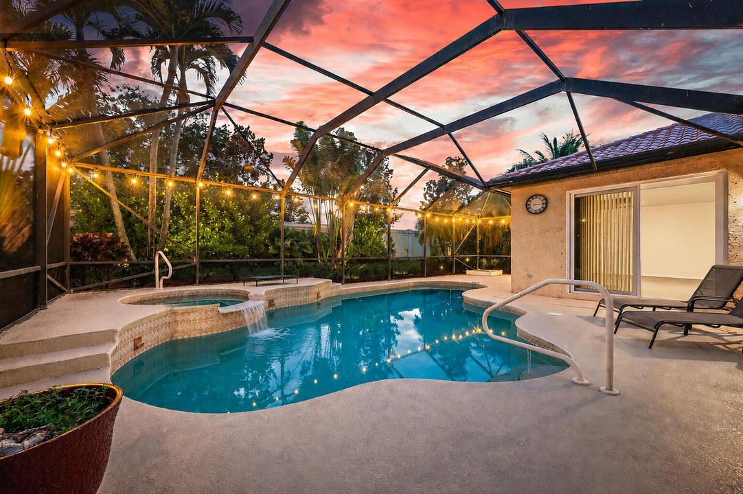 1493 Stonehaven Estates pool:spa