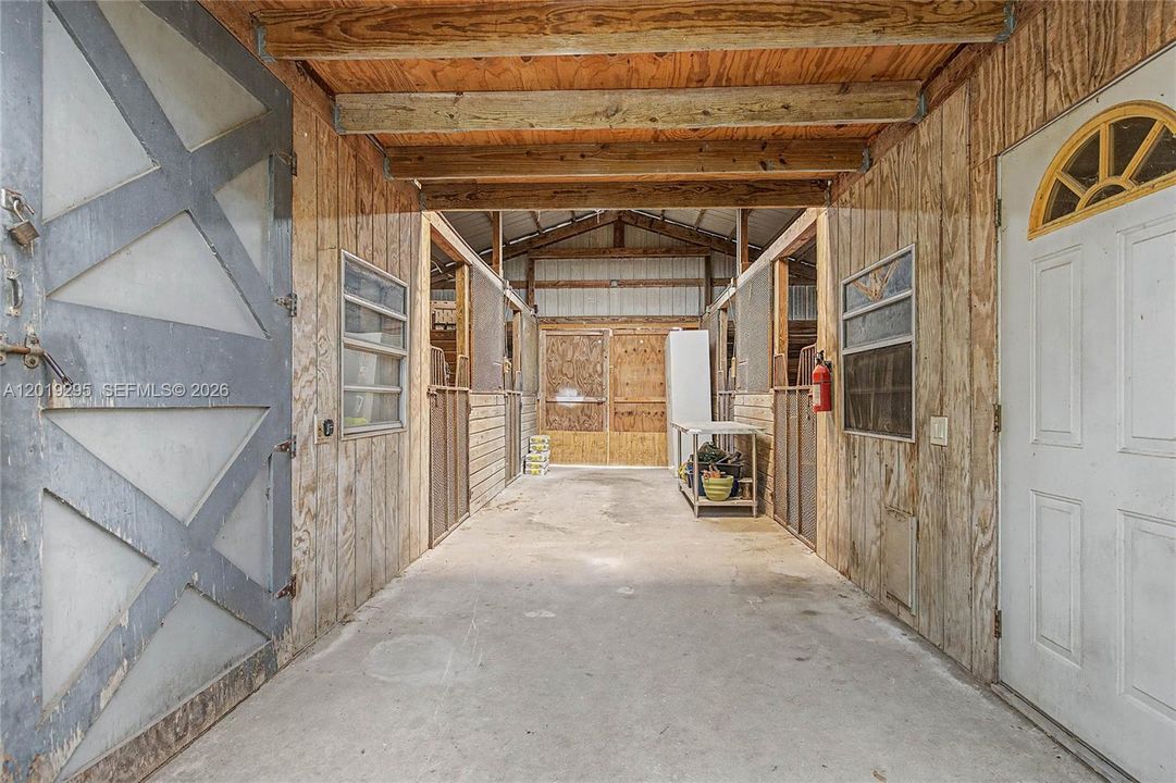 En Venta: $1,950,000 (4 camas, 3 baños, 1581 Pies cuadrados)