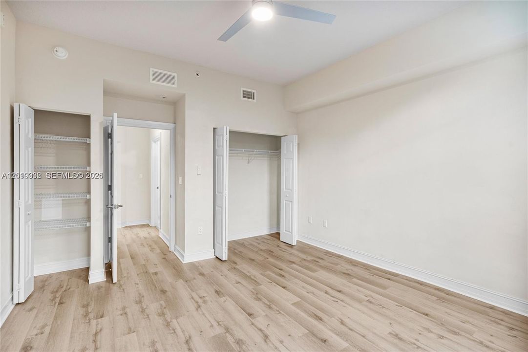 For Sale: $499,000 (2 beds, 2 baths, 1167 Square Feet)