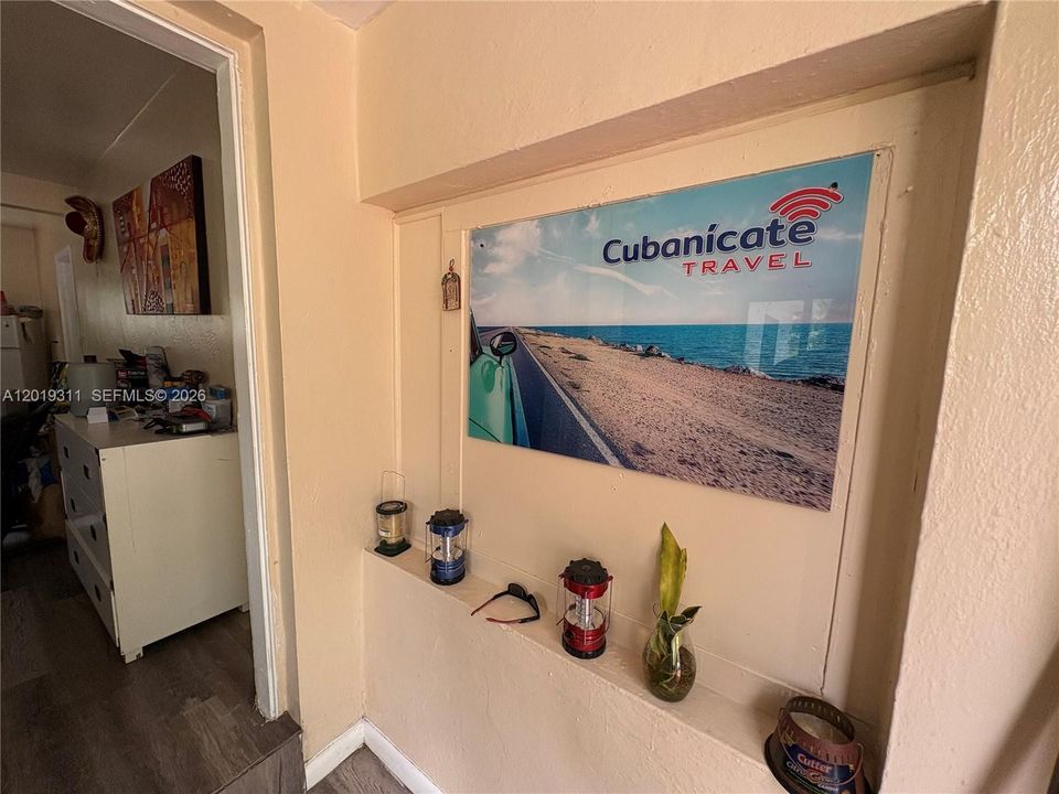 For Sale: $570,000 (3 beds, 2 baths, 768 Square Feet)