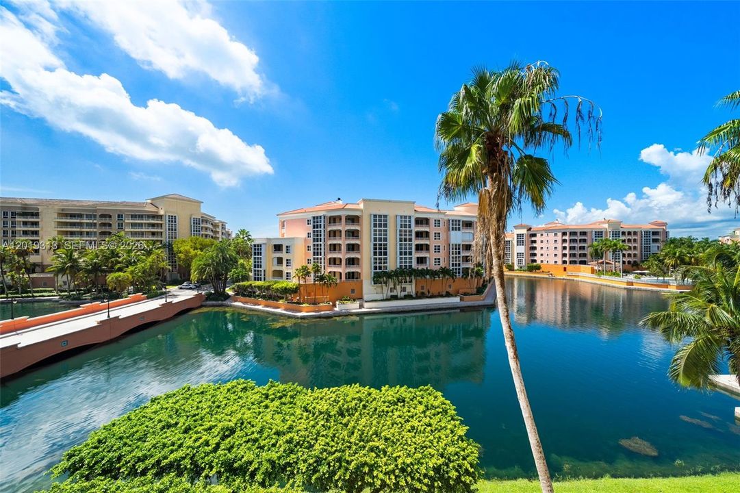 For Rent: $8,999 (2 beds, 2 baths, 1450 Square Feet)