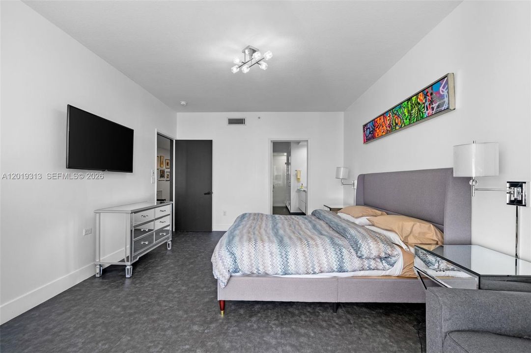 For Rent: $8,999 (2 beds, 2 baths, 1450 Square Feet)