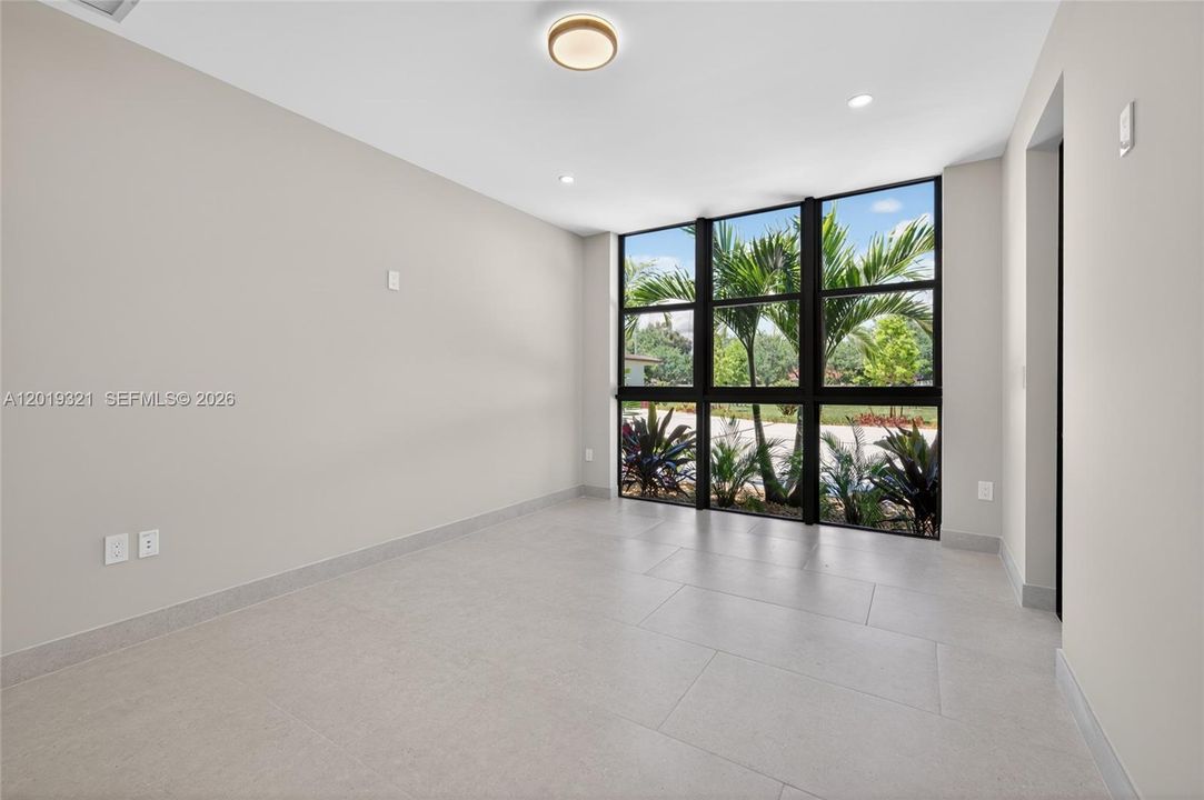 For Sale: $11,499,000 (8 beds, 6 baths, 0 Square Feet)