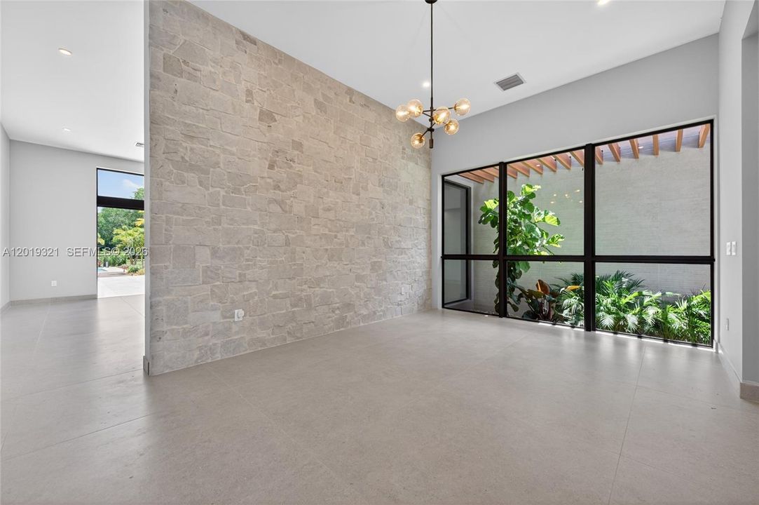 For Sale: $11,499,000 (8 beds, 6 baths, 0 Square Feet)