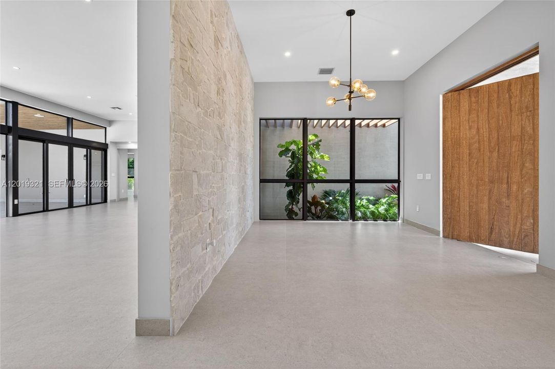 For Sale: $11,499,000 (8 beds, 6 baths, 0 Square Feet)