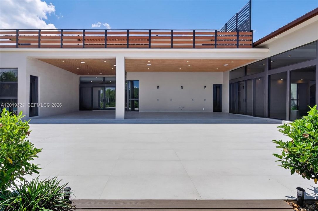 For Sale: $11,499,000 (8 beds, 6 baths, 0 Square Feet)